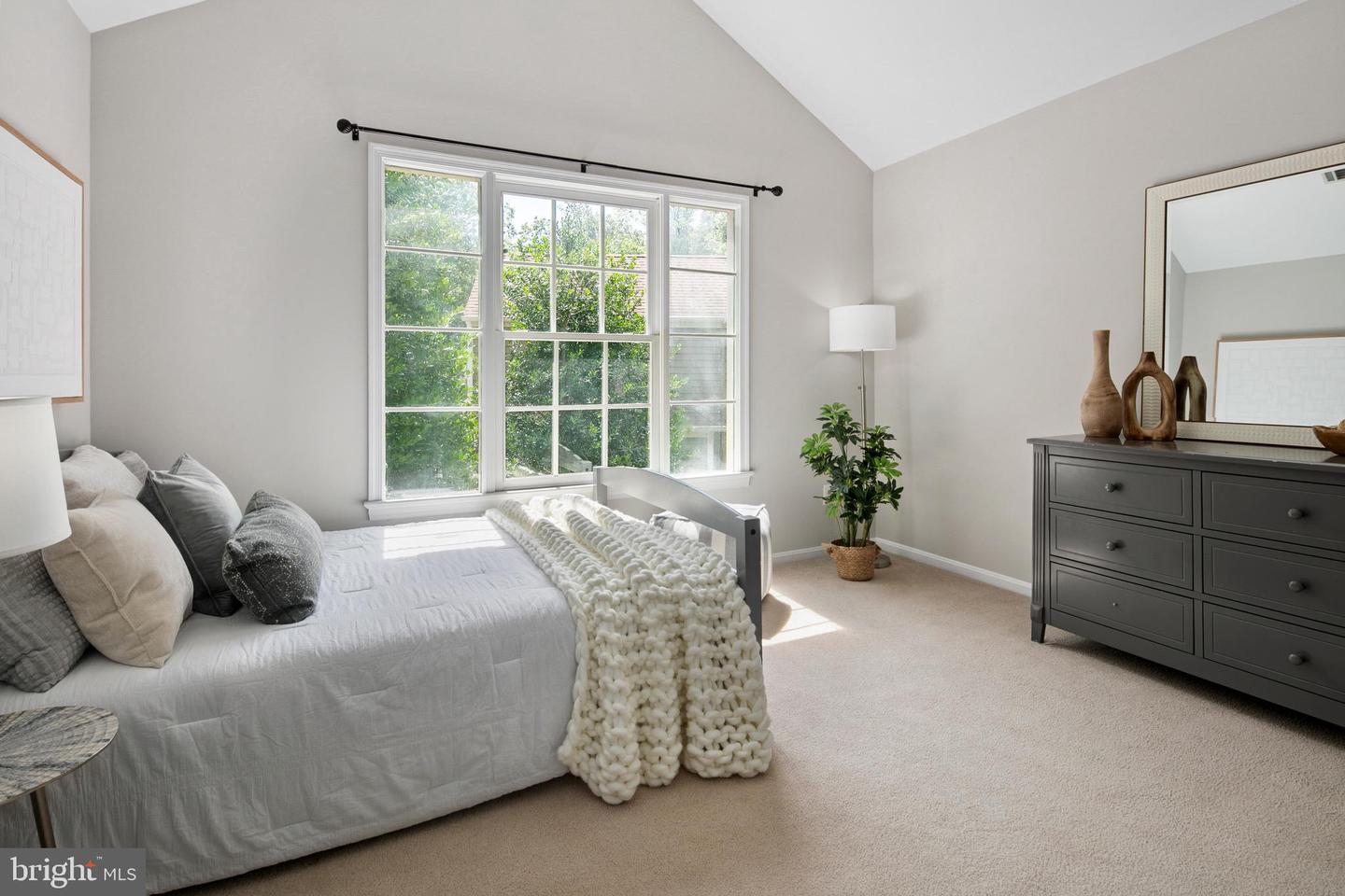 11415 HOLLOW TIMBER CT, RESTON, Virginia 20194, 4 Bedrooms Bedrooms, ,3 BathroomsBathrooms,Residential,For sale,11415 HOLLOW TIMBER CT,VAFX2249378 MLS # VAFX2249378