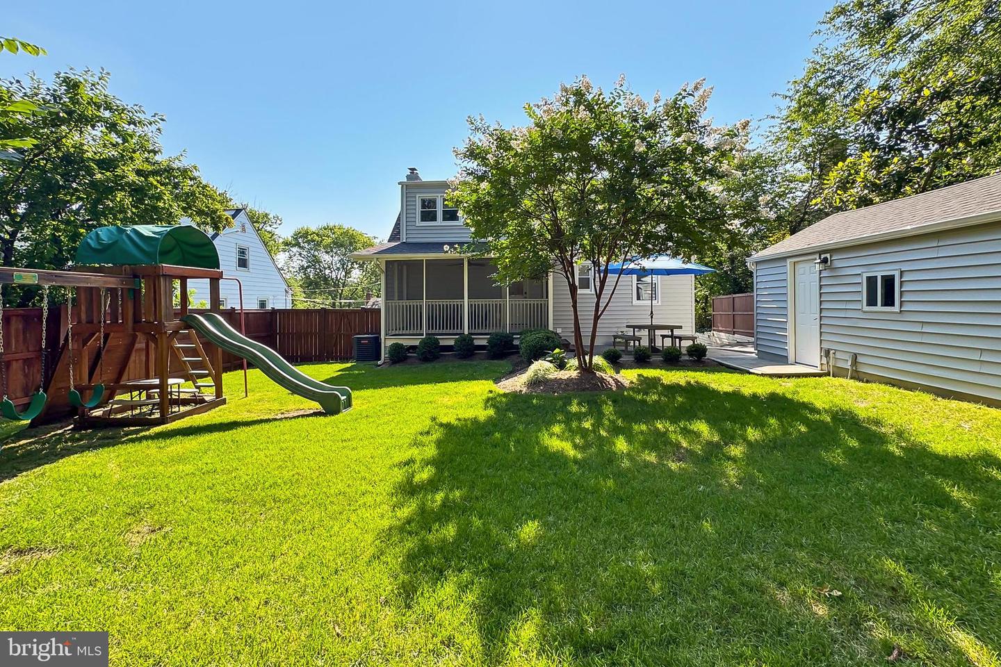 5029 22ND ST S, ARLINGTON, Virginia 22206, 4 Bedrooms Bedrooms, ,3 BathroomsBathrooms,Residential,For sale,5029 22ND ST S,VAAR2059626 MLS # VAAR2059626