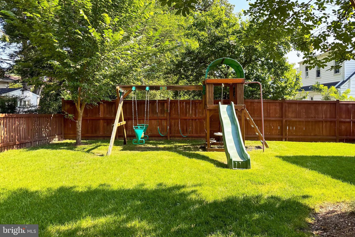 5029 22ND ST S, ARLINGTON, Virginia 22206, 4 Bedrooms Bedrooms, ,3 BathroomsBathrooms,Residential,For sale,5029 22ND ST S,VAAR2059626 MLS # VAAR2059626