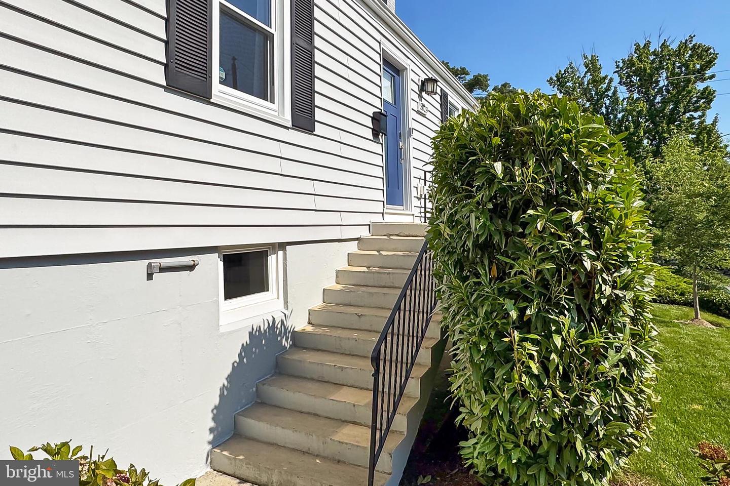 5029 22ND ST S, ARLINGTON, Virginia 22206, 4 Bedrooms Bedrooms, ,3 BathroomsBathrooms,Residential,For sale,5029 22ND ST S,VAAR2059626 MLS # VAAR2059626