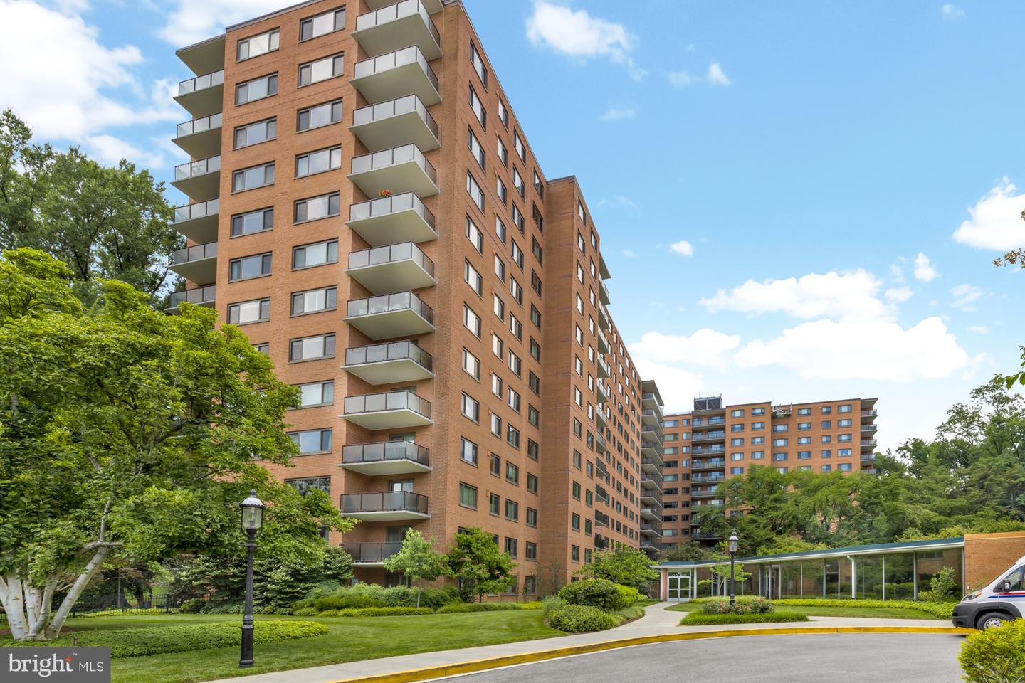 4201 CATHEDRAL AVE NW #1405W, WASHINGTON, District Of Columbia 20016, 3 Bedrooms Bedrooms, ,2 BathroomsBathrooms,Residential,For sale,4201 CATHEDRAL AVE NW #1405W,DCDC2207162 MLS # DCDC2207162