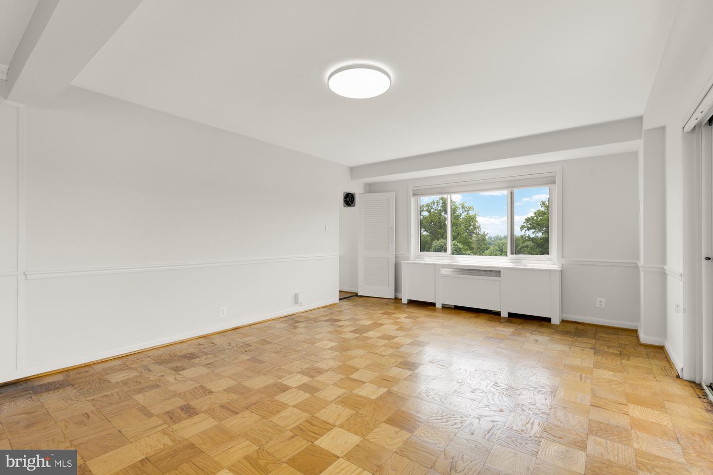 4201 CATHEDRAL AVE NW #1405W, WASHINGTON, District Of Columbia 20016, 3 Bedrooms Bedrooms, ,2 BathroomsBathrooms,Residential,For sale,4201 CATHEDRAL AVE NW #1405W,DCDC2207162 MLS # DCDC2207162