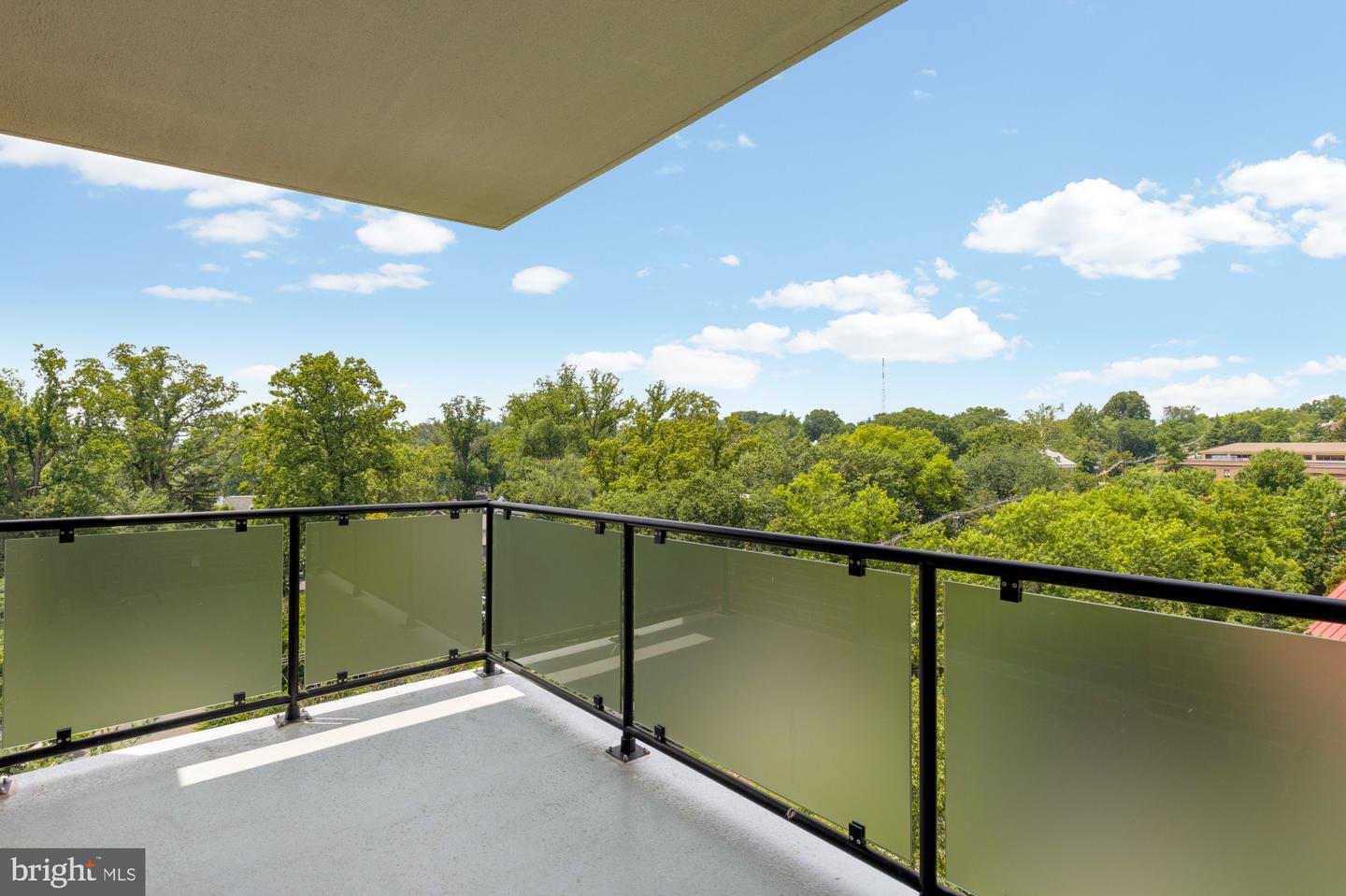 4201 CATHEDRAL AVE NW #1405W, WASHINGTON, District Of Columbia 20016, 3 Bedrooms Bedrooms, ,2 BathroomsBathrooms,Residential,For sale,4201 CATHEDRAL AVE NW #1405W,DCDC2207162 MLS # DCDC2207162