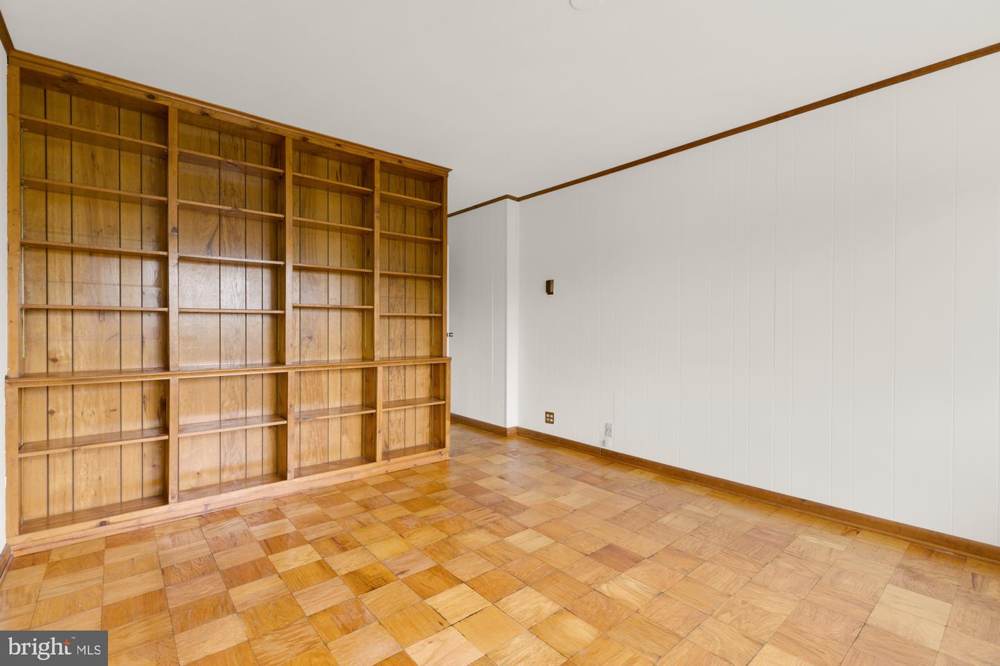 4201 CATHEDRAL AVE NW #1405W, WASHINGTON, District Of Columbia 20016, 3 Bedrooms Bedrooms, ,2 BathroomsBathrooms,Residential,For sale,4201 CATHEDRAL AVE NW #1405W,DCDC2207162 MLS # DCDC2207162