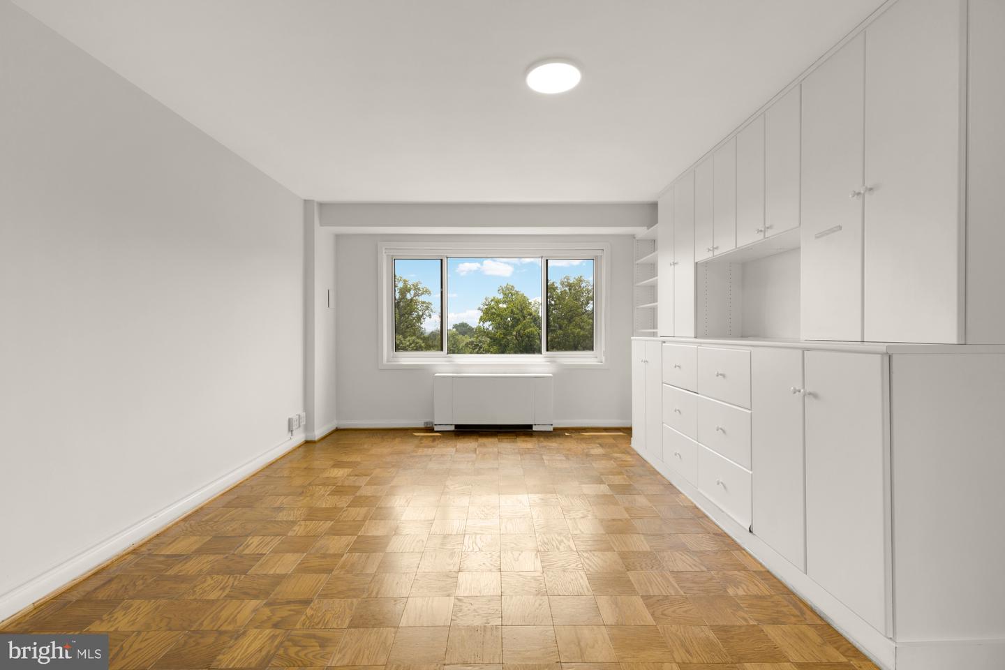 4201 CATHEDRAL AVE NW #1405W, WASHINGTON, District Of Columbia 20016, 3 Bedrooms Bedrooms, ,2 BathroomsBathrooms,Residential,For sale,4201 CATHEDRAL AVE NW #1405W,DCDC2207162 MLS # DCDC2207162