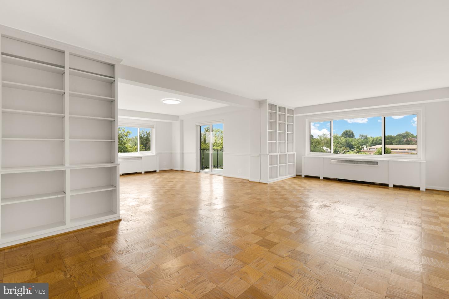 4201 CATHEDRAL AVE NW #1405W, WASHINGTON, District Of Columbia 20016, 3 Bedrooms Bedrooms, ,2 BathroomsBathrooms,Residential,For sale,4201 CATHEDRAL AVE NW #1405W,DCDC2207162 MLS # DCDC2207162