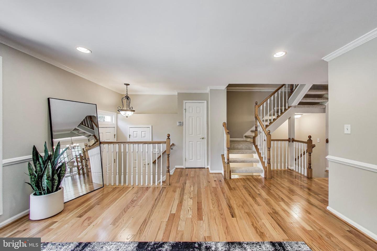 9009 MARIE CT, LORTON, Virginia 22079, 3 Bedrooms Bedrooms, ,2 BathroomsBathrooms,Residential,For sale,9009 MARIE CT,VAFX2249776 MLS # VAFX2249776