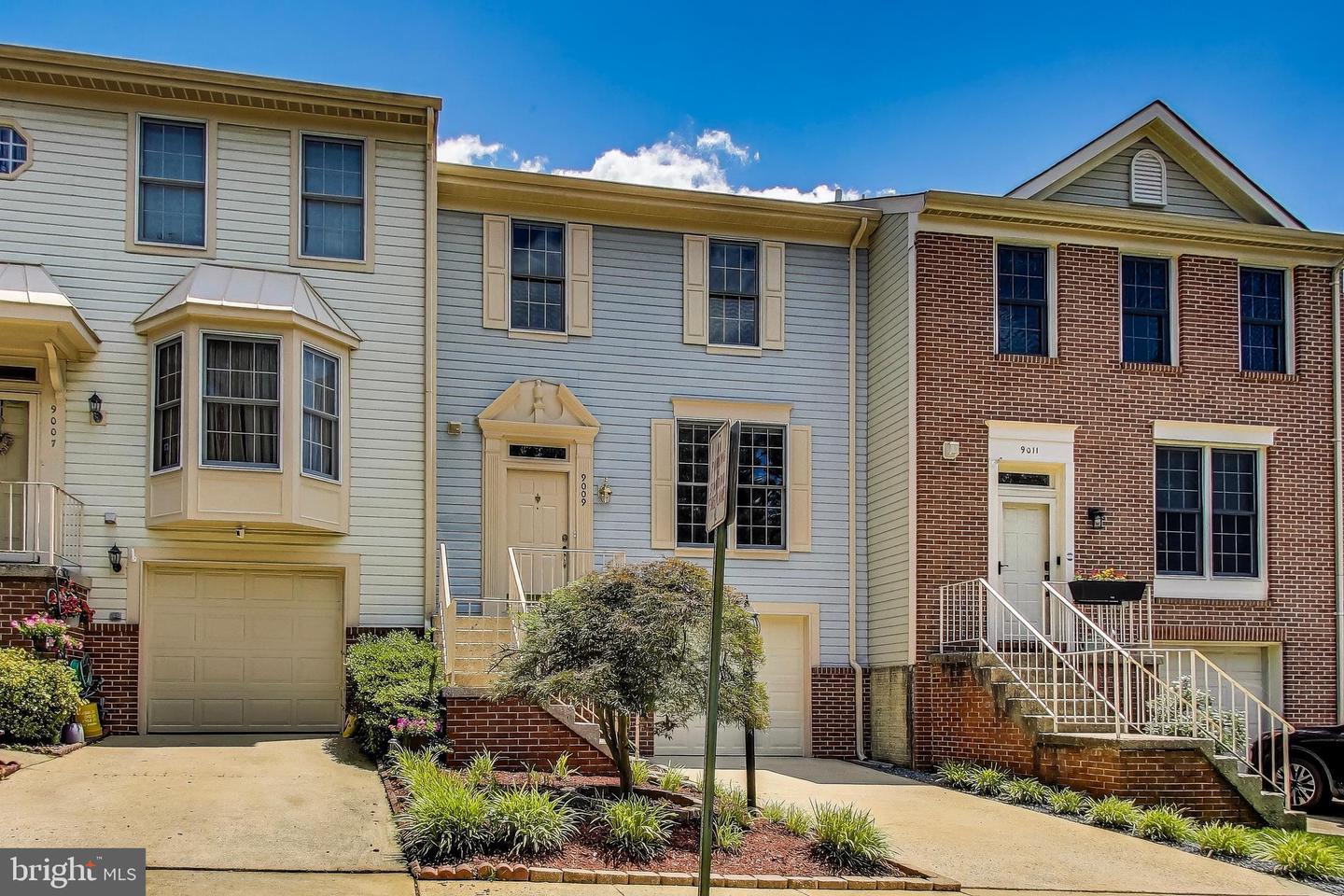 9009 MARIE CT, LORTON, Virginia 22079, 3 Bedrooms Bedrooms, ,2 BathroomsBathrooms,Residential,For sale,9009 MARIE CT,VAFX2249776 MLS # VAFX2249776
