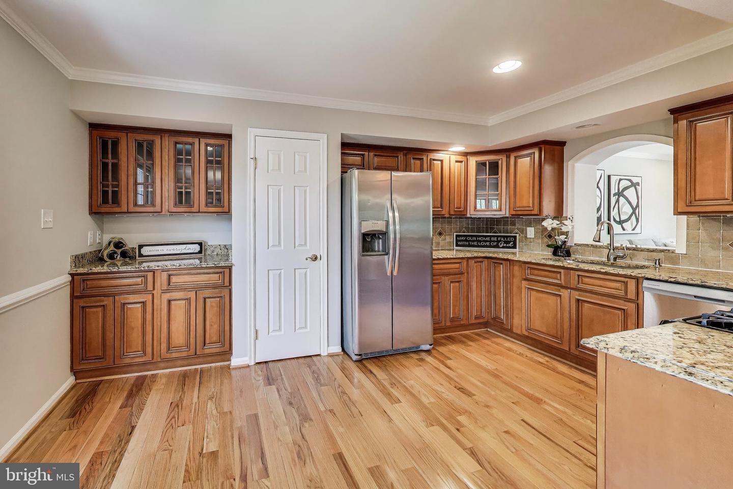 9009 MARIE CT, LORTON, Virginia 22079, 3 Bedrooms Bedrooms, ,2 BathroomsBathrooms,Residential,For sale,9009 MARIE CT,VAFX2249776 MLS # VAFX2249776