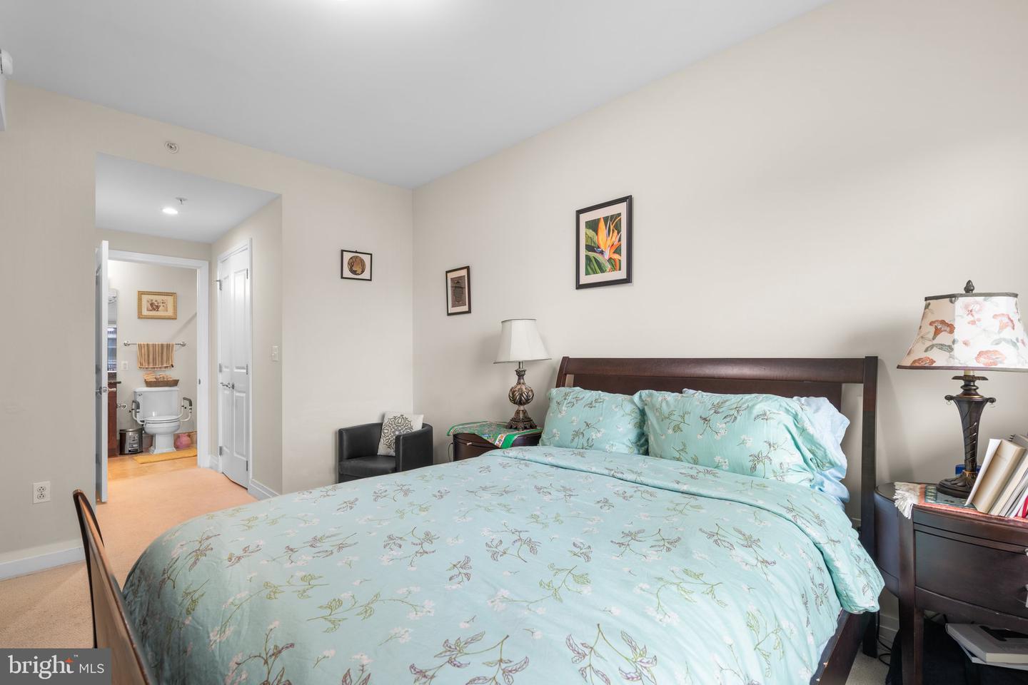 8220 CRESTWOOD HEIGHTS DR #1217, MCLEAN, Virginia 22102, 2 Bedrooms Bedrooms, ,2 BathroomsBathrooms,Residential,For sale,8220 CRESTWOOD HEIGHTS DR #1217,VAFX2249912 MLS # VAFX2249912