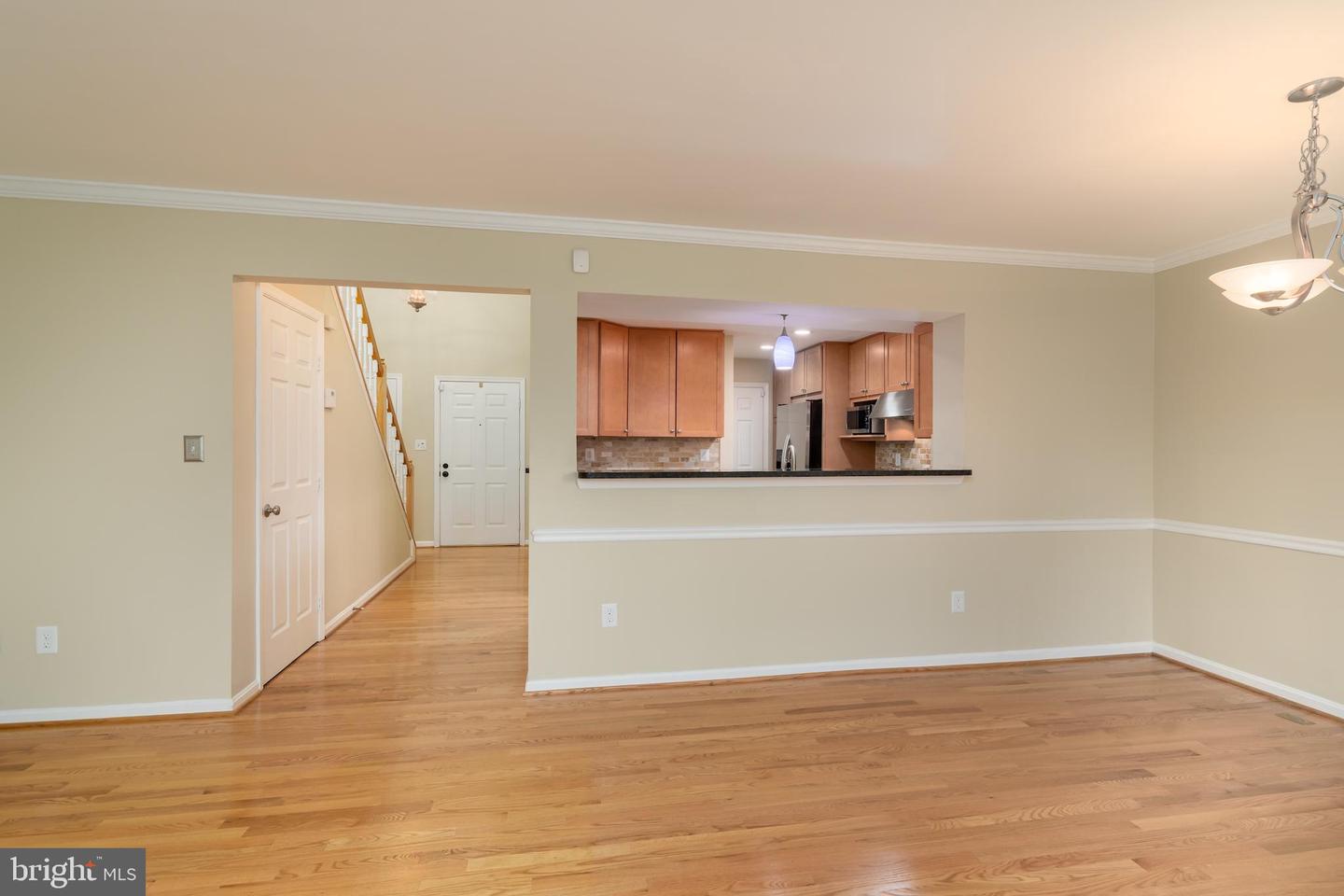 1906 DUFFIELD LN, ALEXANDRIA, Virginia 22307, 3 Bedrooms Bedrooms, ,2 BathroomsBathrooms,Residential,For sale,1906 DUFFIELD LN,VAFX2249944 MLS # VAFX2249944