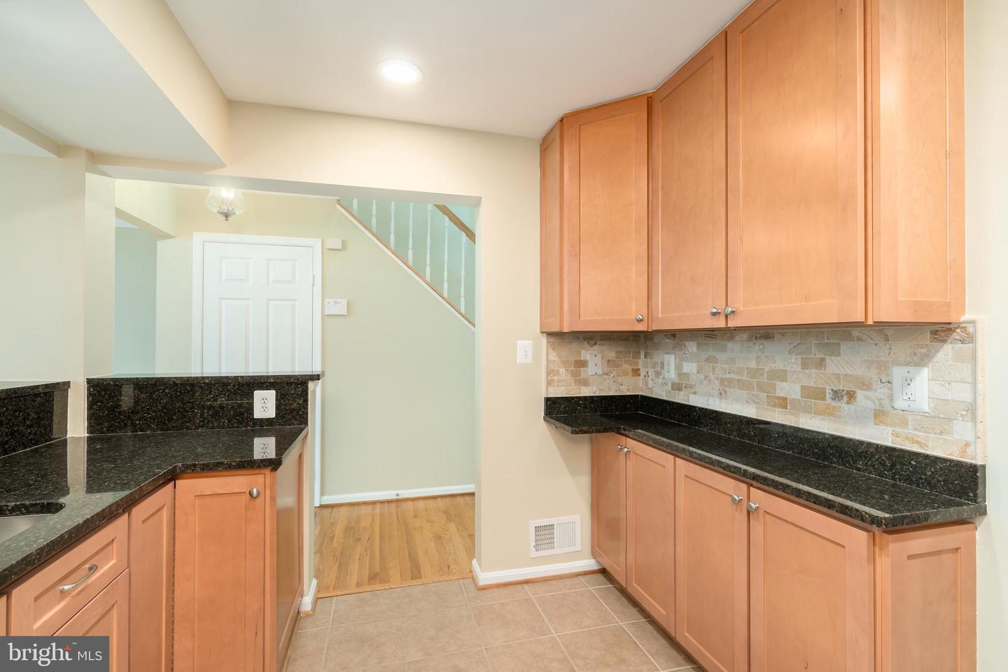 1906 DUFFIELD LN, ALEXANDRIA, Virginia 22307, 3 Bedrooms Bedrooms, ,2 BathroomsBathrooms,Residential,For sale,1906 DUFFIELD LN,VAFX2249944 MLS # VAFX2249944