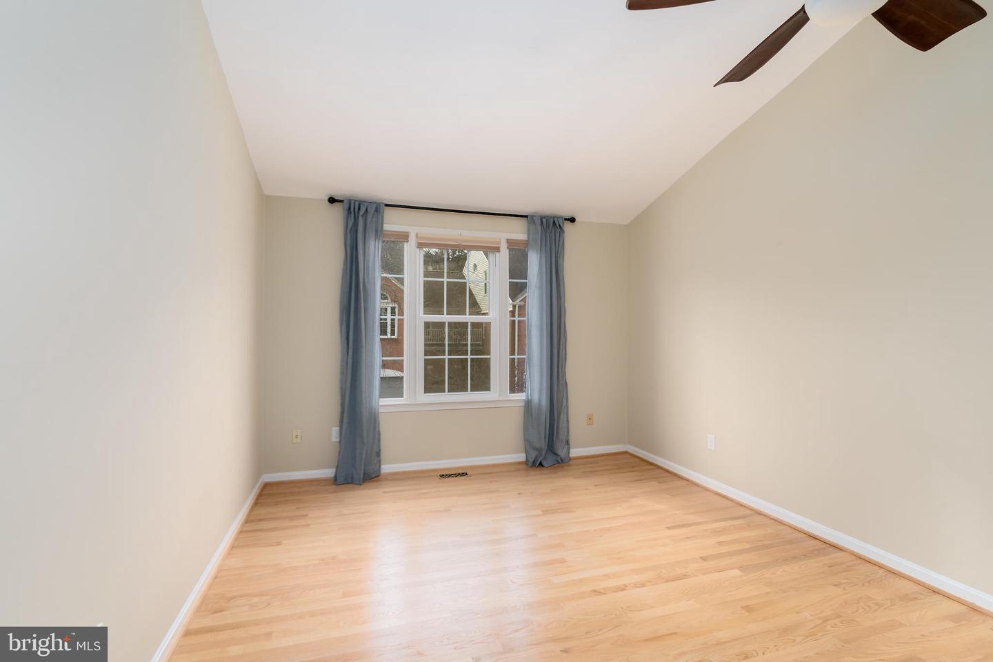 1906 DUFFIELD LN, ALEXANDRIA, Virginia 22307, 3 Bedrooms Bedrooms, ,2 BathroomsBathrooms,Residential,For sale,1906 DUFFIELD LN,VAFX2249944 MLS # VAFX2249944