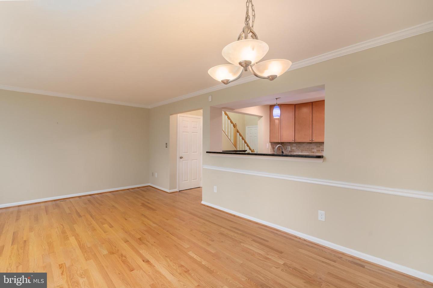 1906 DUFFIELD LN, ALEXANDRIA, Virginia 22307, 3 Bedrooms Bedrooms, ,2 BathroomsBathrooms,Residential,For sale,1906 DUFFIELD LN,VAFX2249944 MLS # VAFX2249944