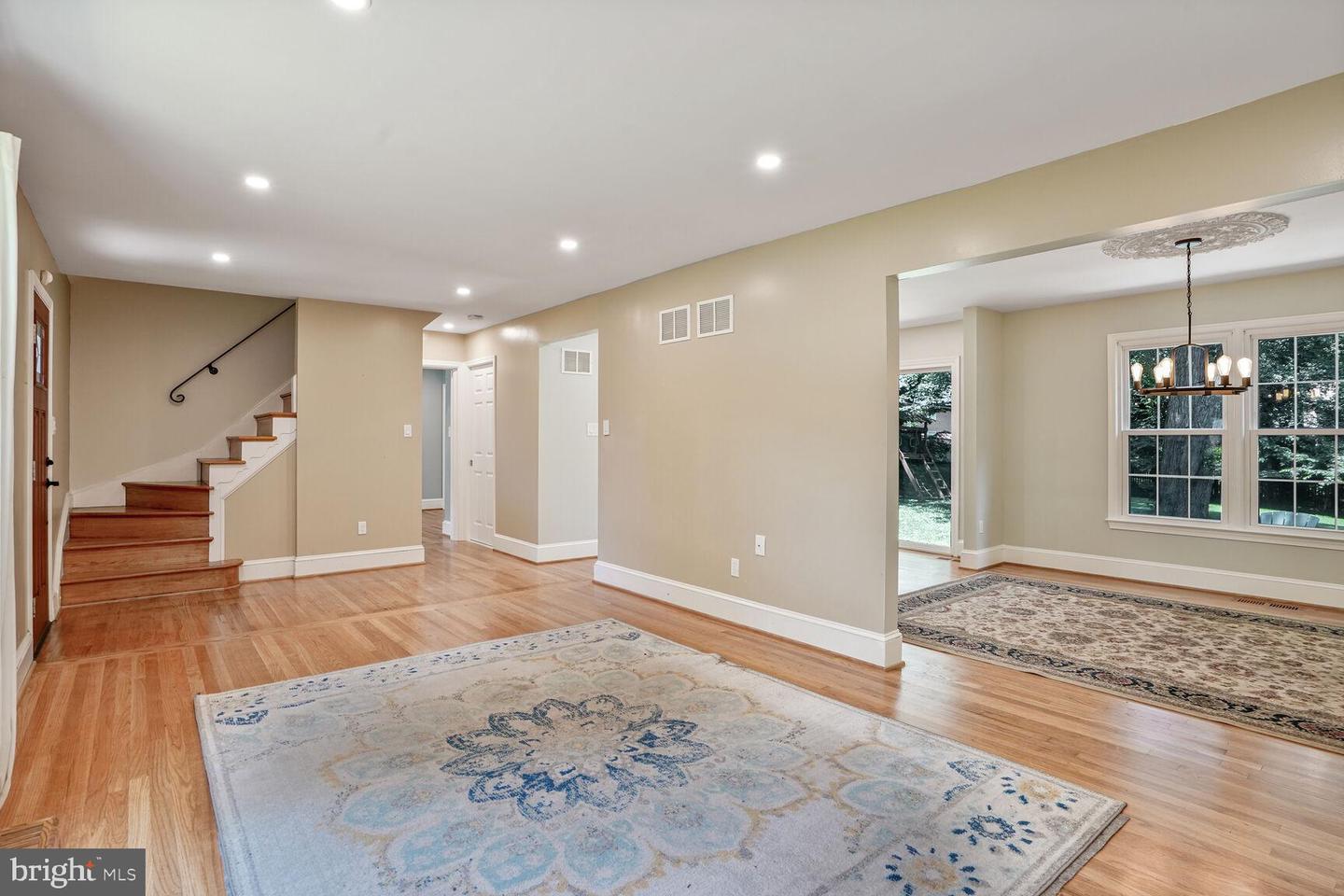 8614 BRAEBURN DR, ANNANDALE, Virginia 22003, 6 Bedrooms Bedrooms, ,3 BathroomsBathrooms,Residential,For sale,8614 BRAEBURN DR,VAFX2249946 MLS # VAFX2249946