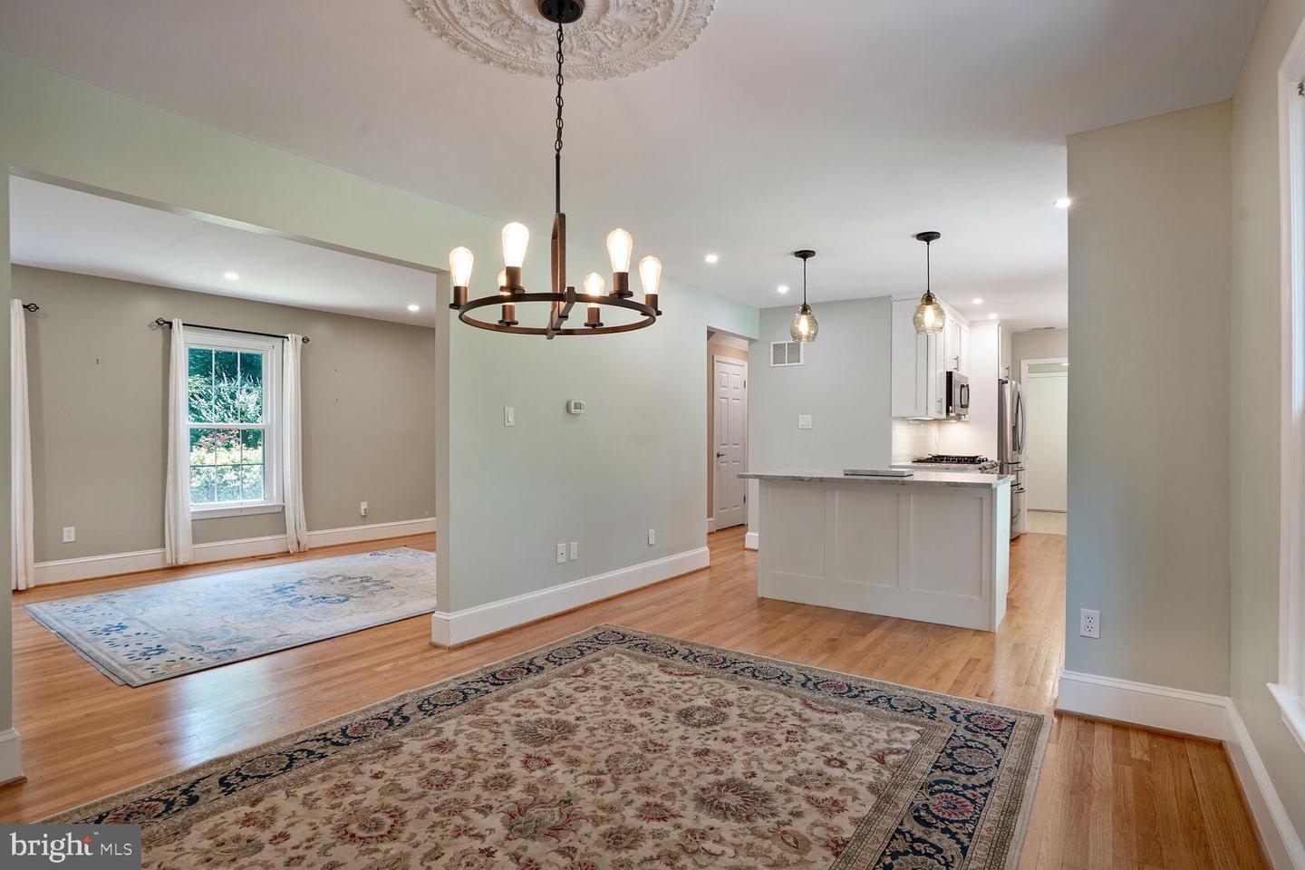 8614 BRAEBURN DR, ANNANDALE, Virginia 22003, 6 Bedrooms Bedrooms, ,3 BathroomsBathrooms,Residential,For sale,8614 BRAEBURN DR,VAFX2249946 MLS # VAFX2249946