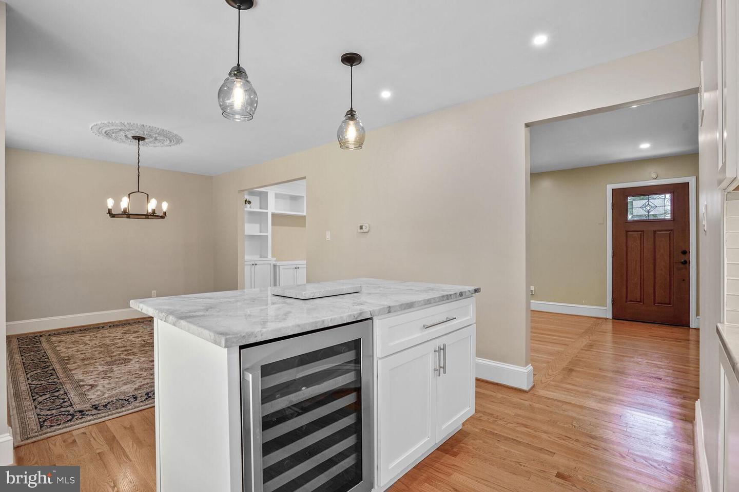 8614 BRAEBURN DR, ANNANDALE, Virginia 22003, 6 Bedrooms Bedrooms, ,3 BathroomsBathrooms,Residential,For sale,8614 BRAEBURN DR,VAFX2249946 MLS # VAFX2249946