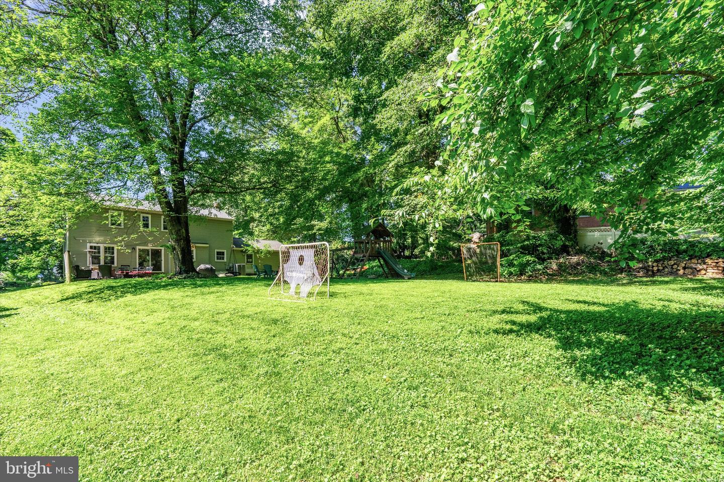 8614 BRAEBURN DR, ANNANDALE, Virginia 22003, 6 Bedrooms Bedrooms, ,3 BathroomsBathrooms,Residential,For sale,8614 BRAEBURN DR,VAFX2249946 MLS # VAFX2249946