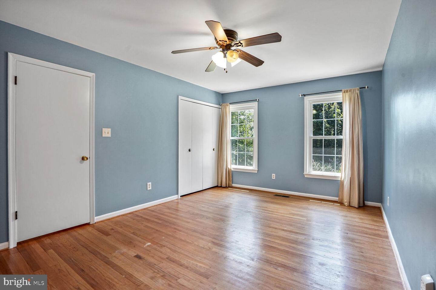 8614 BRAEBURN DR, ANNANDALE, Virginia 22003, 6 Bedrooms Bedrooms, ,3 BathroomsBathrooms,Residential,For sale,8614 BRAEBURN DR,VAFX2249946 MLS # VAFX2249946