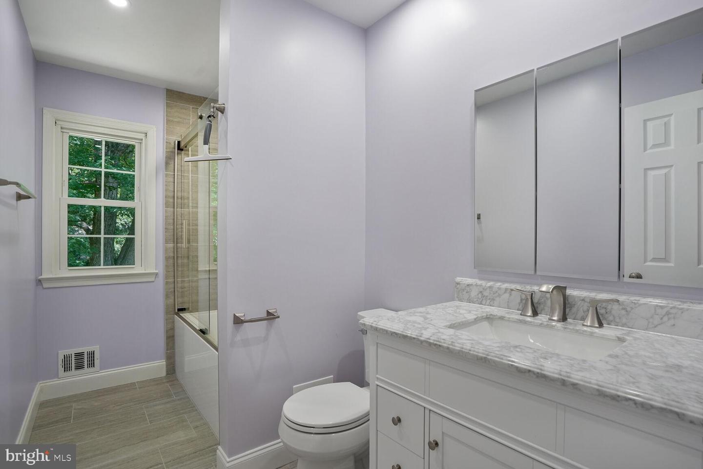 8614 BRAEBURN DR, ANNANDALE, Virginia 22003, 6 Bedrooms Bedrooms, ,3 BathroomsBathrooms,Residential,For sale,8614 BRAEBURN DR,VAFX2249946 MLS # VAFX2249946