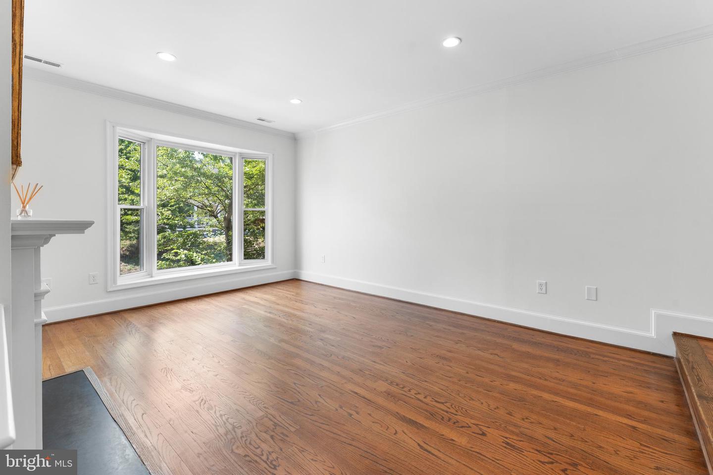 5310 CONNECTICUT AVE NW #4, WASHINGTON, District Of Columbia 20015, 3 Bedrooms Bedrooms, ,3 BathroomsBathrooms,Residential,For sale,5310 CONNECTICUT AVE NW #4,DCDC2207468 MLS # DCDC2207468