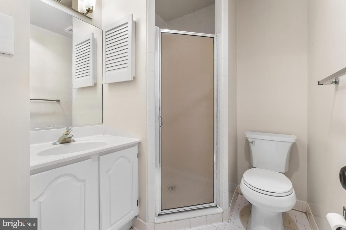 5310 CONNECTICUT AVE NW #4, WASHINGTON, District Of Columbia 20015, 3 Bedrooms Bedrooms, ,3 BathroomsBathrooms,Residential,For sale,5310 CONNECTICUT AVE NW #4,DCDC2207468 MLS # DCDC2207468