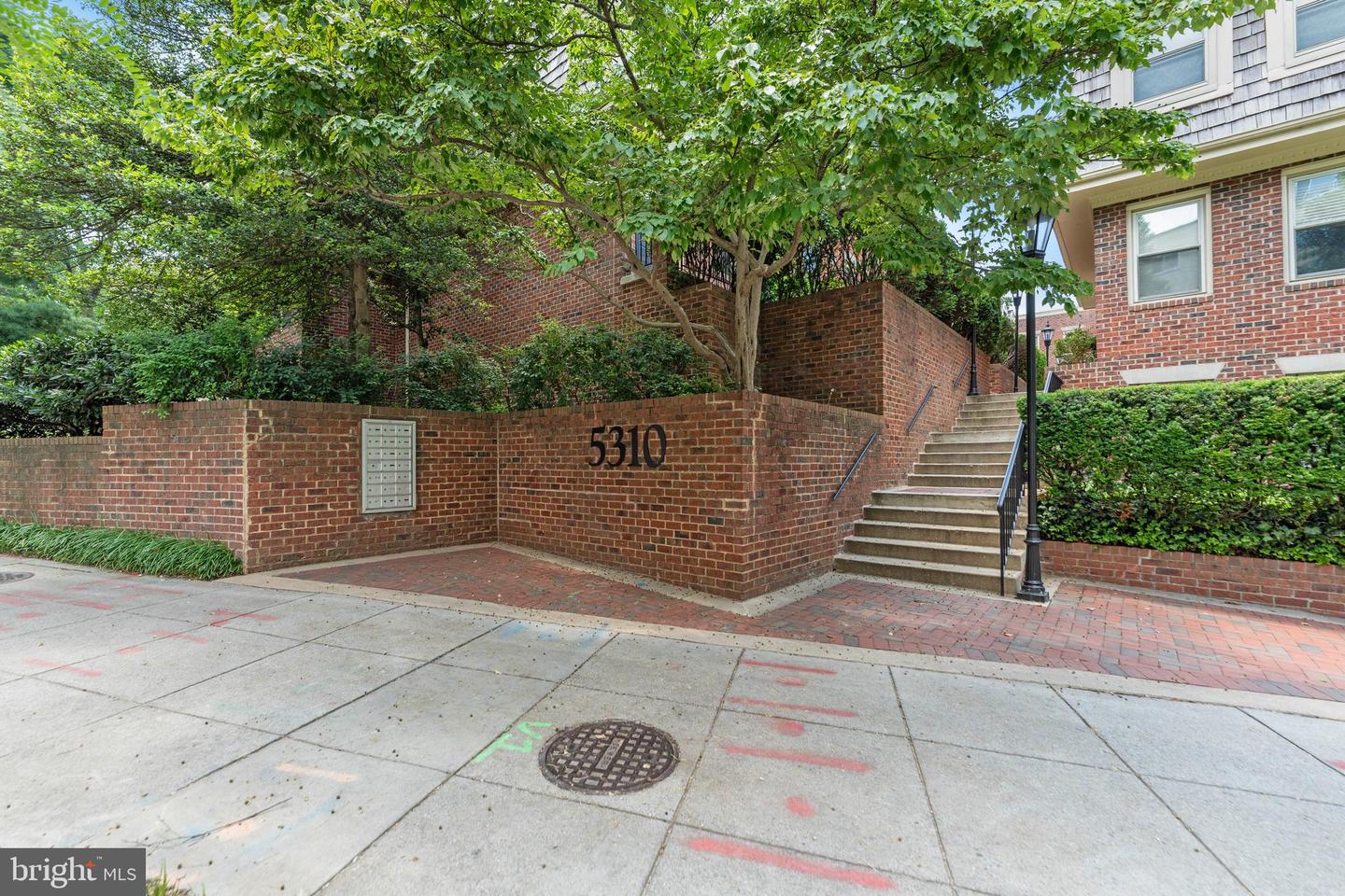 5310 CONNECTICUT AVE NW #4, WASHINGTON, District Of Columbia 20015, 3 Bedrooms Bedrooms, ,3 BathroomsBathrooms,Residential,For sale,5310 CONNECTICUT AVE NW #4,DCDC2207468 MLS # DCDC2207468