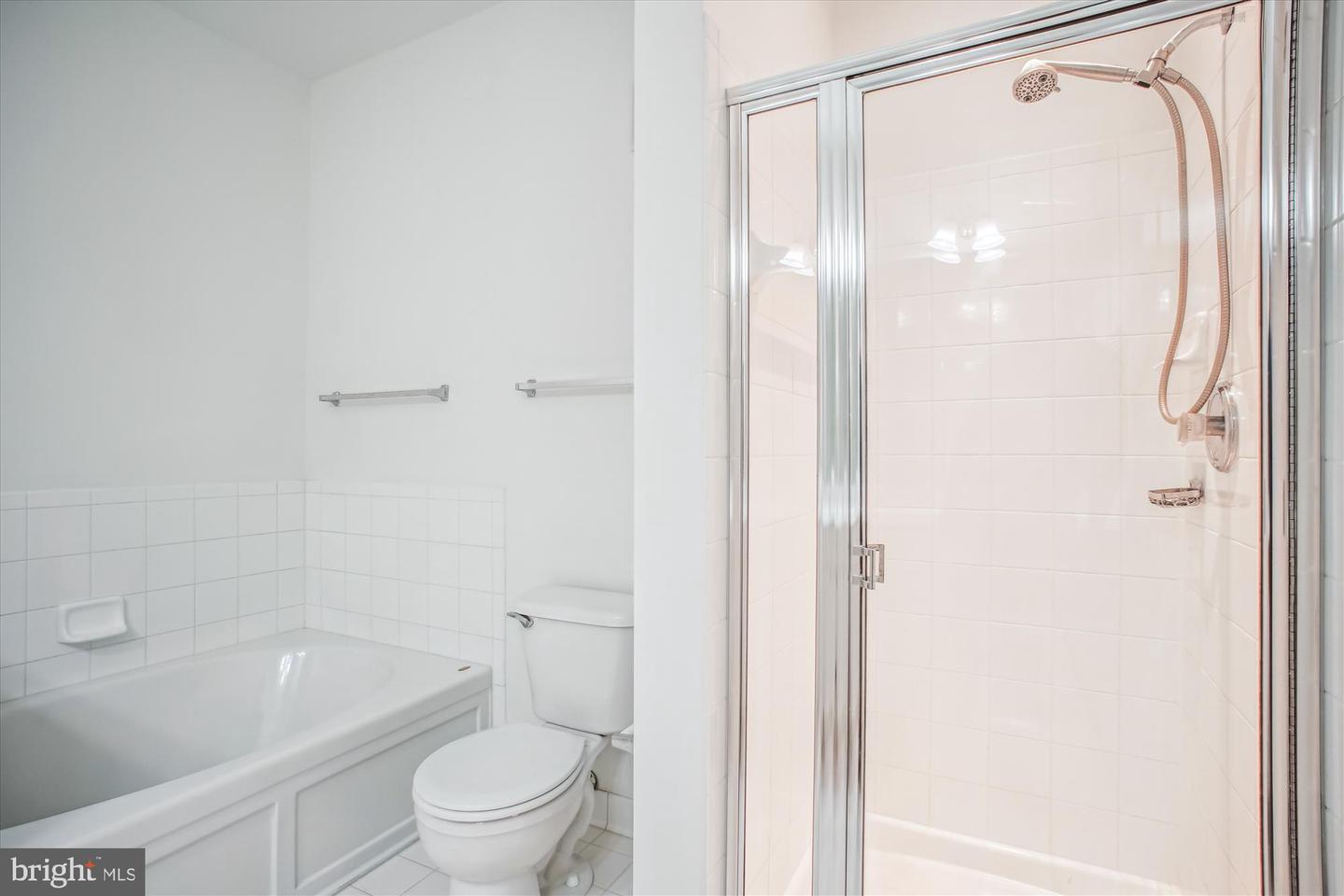 205 MEETING HOUSE STATION SQ #306, HERNDON, Virginia 20170, 2 Bedrooms Bedrooms, ,2 BathroomsBathrooms,Residential,For sale,205 MEETING HOUSE STATION SQ #306,VAFX2250152 MLS # VAFX2250152