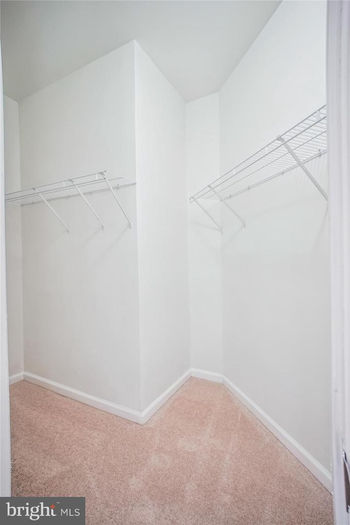 205 MEETING HOUSE STATION SQ #306, HERNDON, Virginia 20170, 2 Bedrooms Bedrooms, ,2 BathroomsBathrooms,Residential,For sale,205 MEETING HOUSE STATION SQ #306,VAFX2250152 MLS # VAFX2250152