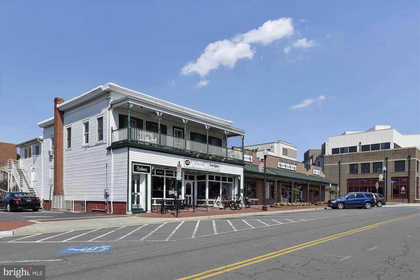 205 MEETING HOUSE STATION SQ #306, HERNDON, Virginia 20170, 2 Bedrooms Bedrooms, ,2 BathroomsBathrooms,Residential,For sale,205 MEETING HOUSE STATION SQ #306,VAFX2250152 MLS # VAFX2250152