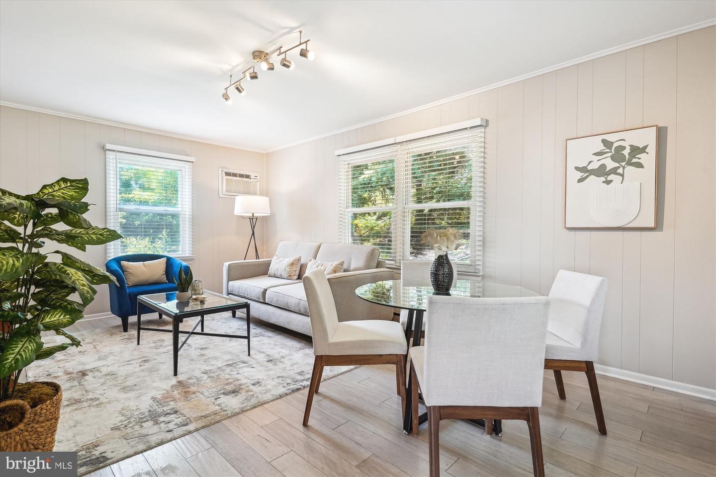 132 N GLADDEN ST N, ALEXANDRIA, Virginia 22304, 5 Bedrooms Bedrooms, ,3 BathroomsBathrooms,Residential,For sale,132 N GLADDEN ST N,VAAX2046892 MLS # VAAX2046892