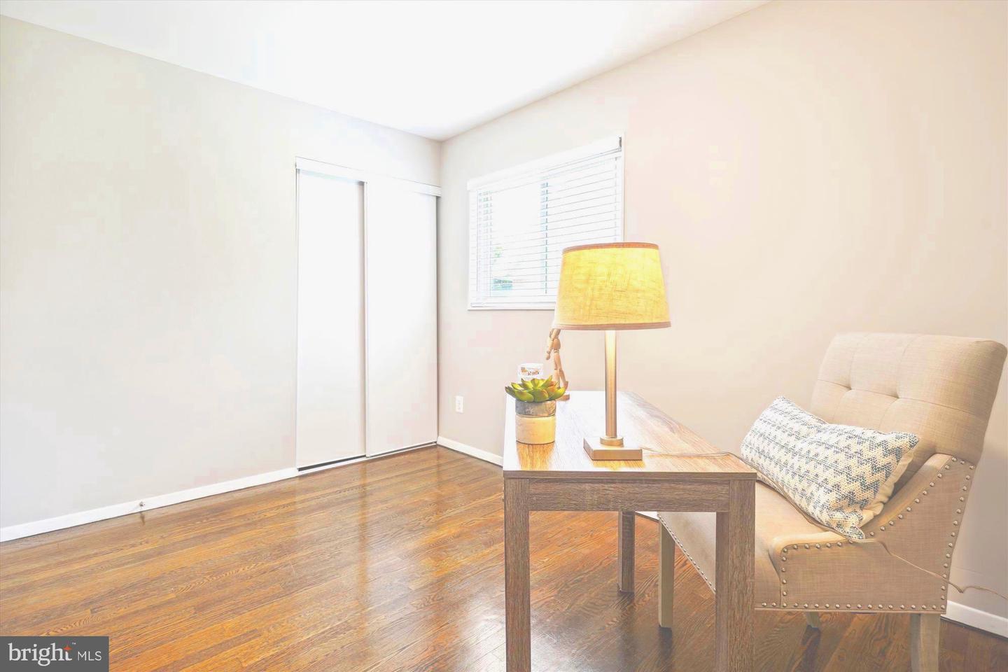 132 N GLADDEN ST N, ALEXANDRIA, Virginia 22304, 5 Bedrooms Bedrooms, ,3 BathroomsBathrooms,Residential,For sale,132 N GLADDEN ST N,VAAX2046892 MLS # VAAX2046892
