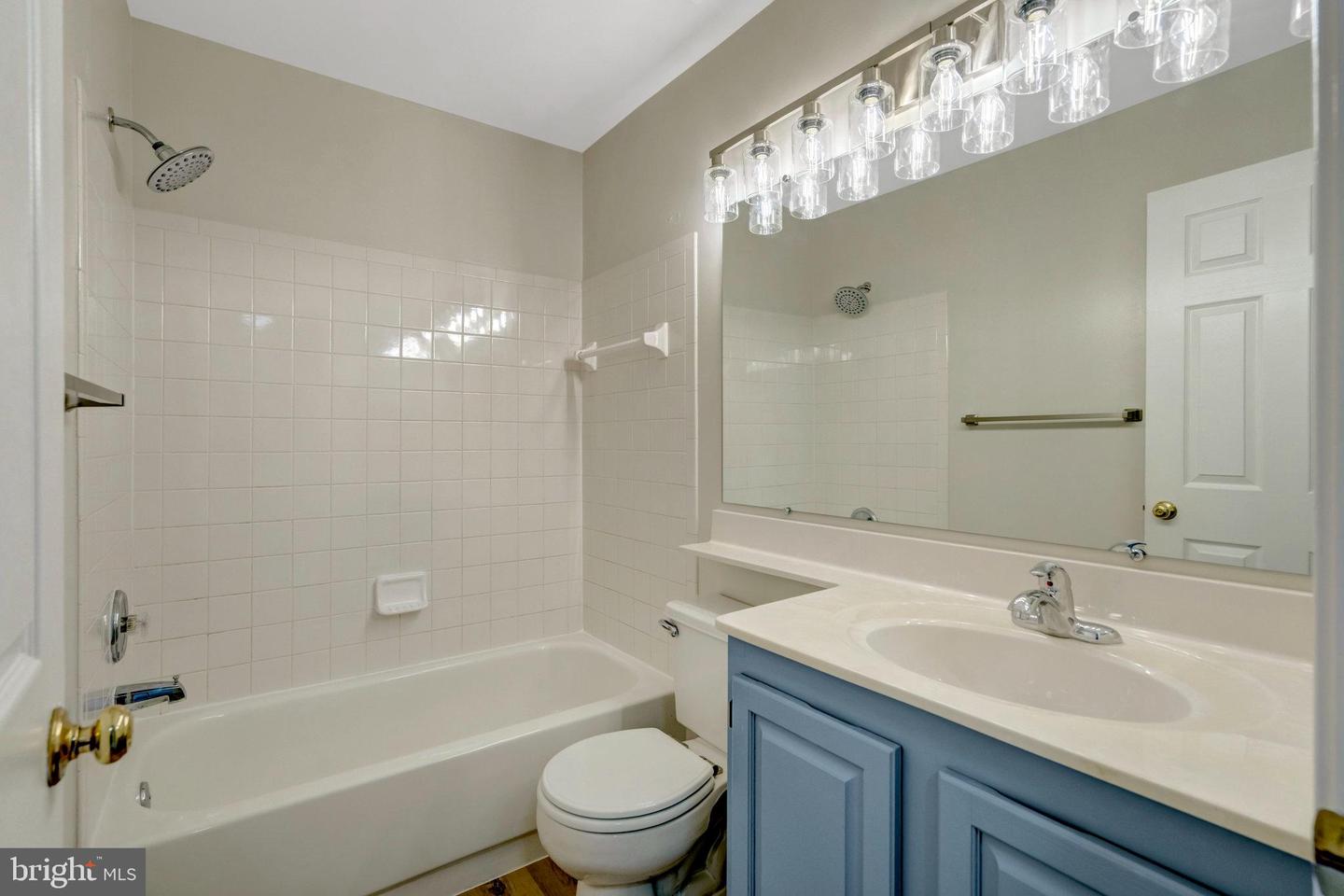 6802 KERRYWOOD CIR, CENTREVILLE, Virginia 20121, 3 Bedrooms Bedrooms, ,2 BathroomsBathrooms,Residential,For sale,6802 KERRYWOOD CIR,VAFX2250448 MLS # VAFX2250448