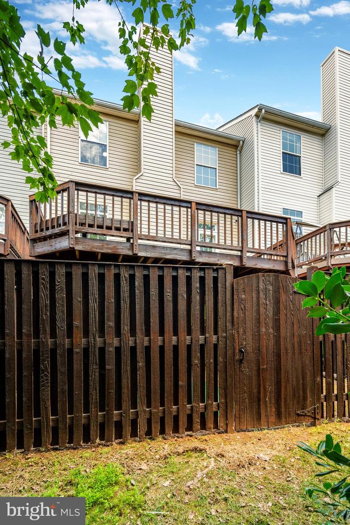 6802 KERRYWOOD CIR, CENTREVILLE, Virginia 20121, 3 Bedrooms Bedrooms, ,2 BathroomsBathrooms,Residential,For sale,6802 KERRYWOOD CIR,VAFX2250448 MLS # VAFX2250448