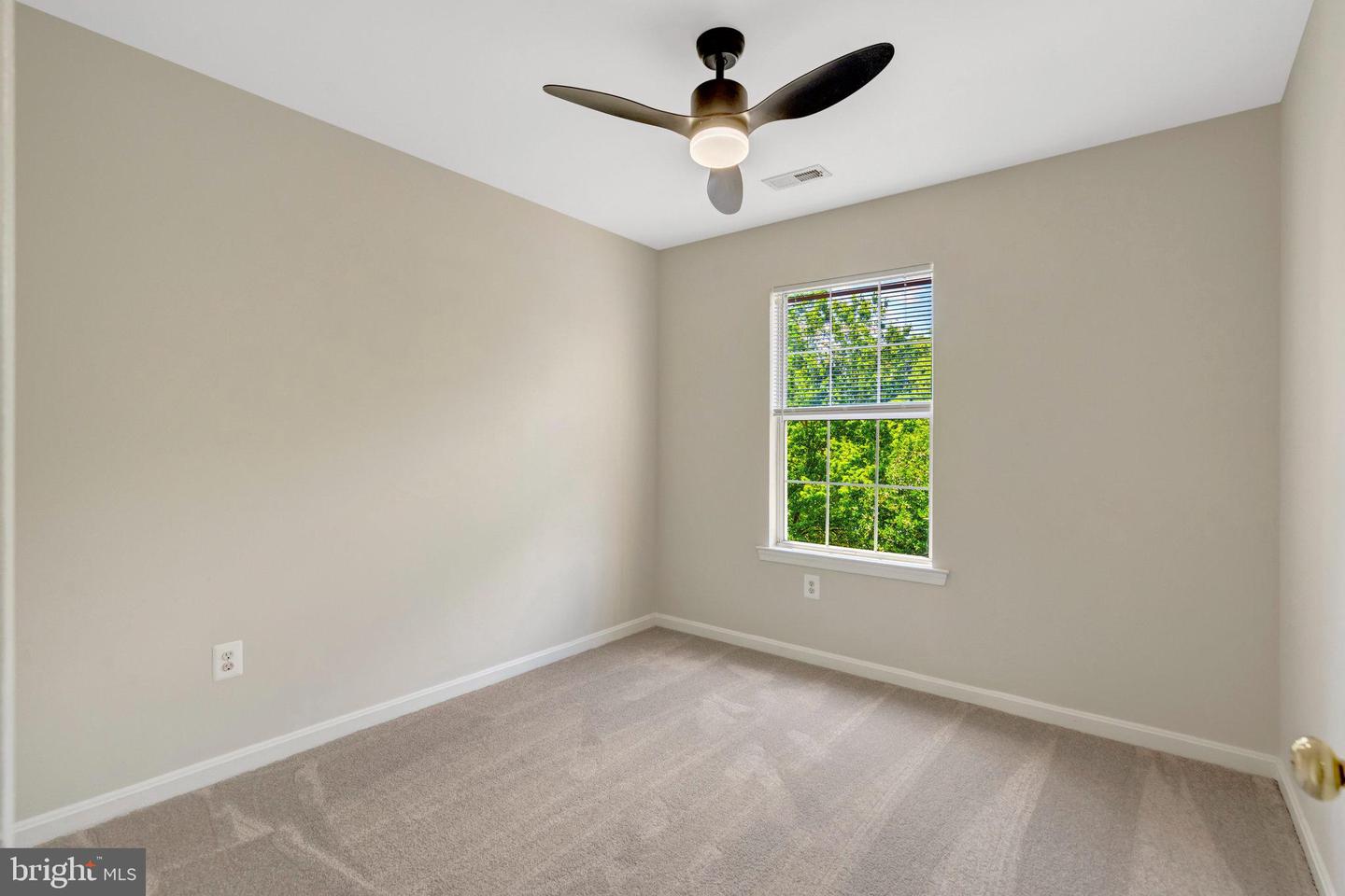 6802 KERRYWOOD CIR, CENTREVILLE, Virginia 20121, 3 Bedrooms Bedrooms, ,2 BathroomsBathrooms,Residential,For sale,6802 KERRYWOOD CIR,VAFX2250448 MLS # VAFX2250448