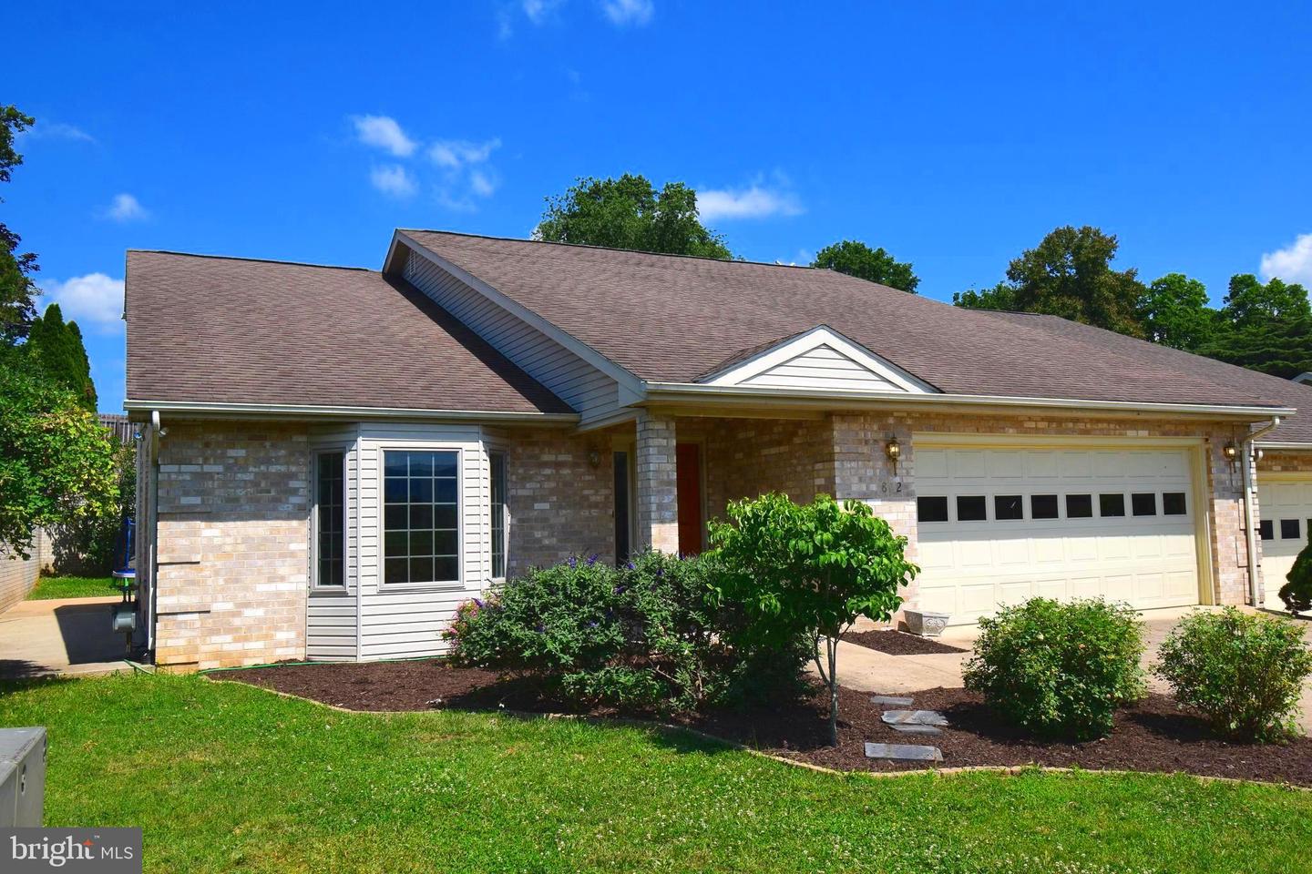 822 SUSAN AVE, WOODSTOCK, Virginia 22664, 3 Bedrooms Bedrooms, ,2 BathroomsBathrooms,Residential,For sale,822 SUSAN AVE,VASH2011824 MLS # VASH2011824