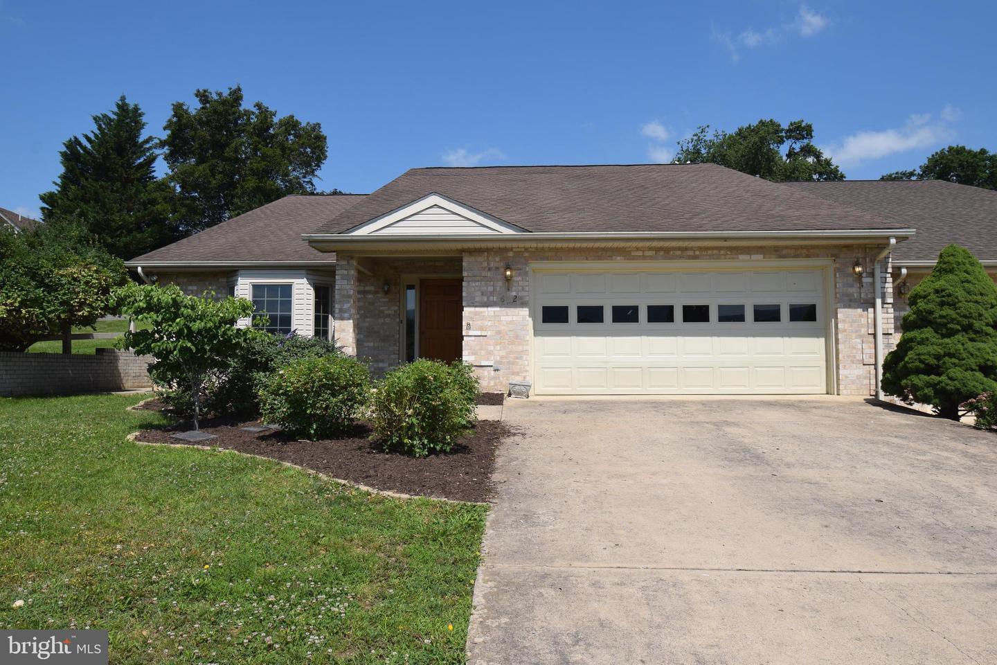 822 SUSAN AVE, WOODSTOCK, Virginia 22664, 3 Bedrooms Bedrooms, ,2 BathroomsBathrooms,Residential,For sale,822 SUSAN AVE,VASH2011824 MLS # VASH2011824