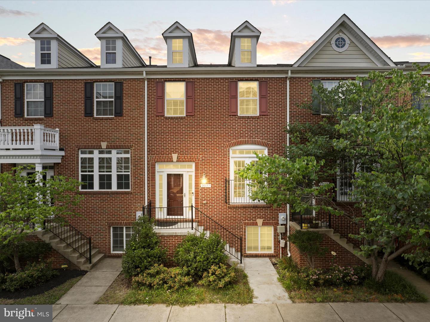 20657 MAITLAND TER, ASHBURN, Virginia 20147, 3 Bedrooms Bedrooms, ,3 BathroomsBathrooms,Residential,For sale,20657 MAITLAND TER,VALO2100596 MLS # VALO2100596