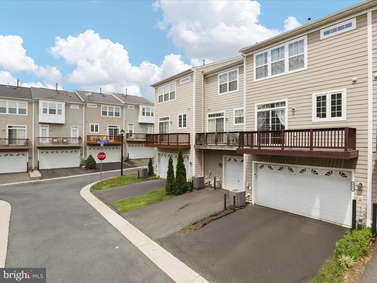 20657 MAITLAND TER, ASHBURN, Virginia 20147, 3 Bedrooms Bedrooms, ,3 BathroomsBathrooms,Residential,For sale,20657 MAITLAND TER,VALO2100596 MLS # VALO2100596