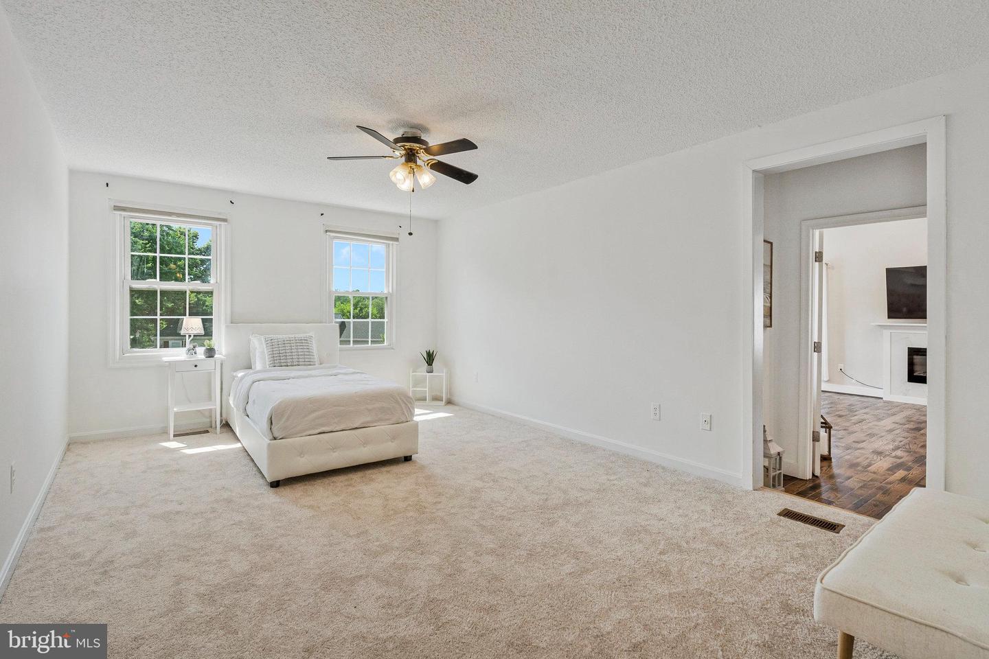 100 N CAMERON ST, STERLING, Virginia 20164, 5 Bedrooms Bedrooms, ,4 BathroomsBathrooms,Residential,For sale,100 N CAMERON ST,VALO2100670 MLS # VALO2100670