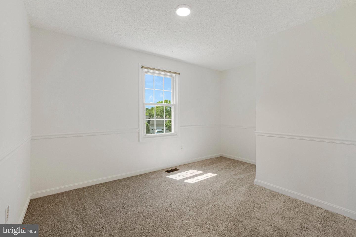 100 N CAMERON ST, STERLING, Virginia 20164, 5 Bedrooms Bedrooms, ,4 BathroomsBathrooms,Residential,For sale,100 N CAMERON ST,VALO2100670 MLS # VALO2100670