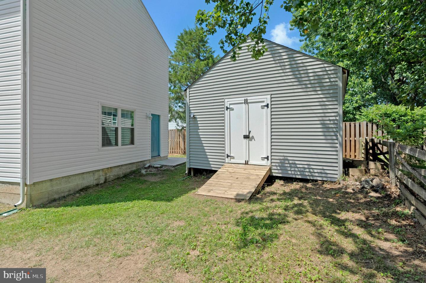 100 N CAMERON ST, STERLING, Virginia 20164, 5 Bedrooms Bedrooms, ,4 BathroomsBathrooms,Residential,For sale,100 N CAMERON ST,VALO2100670 MLS # VALO2100670