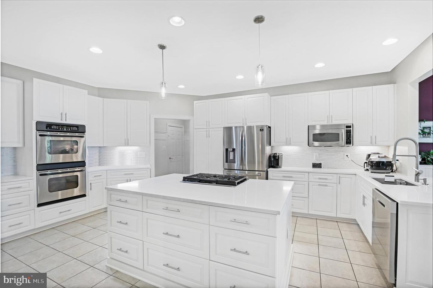 19363 MILL DAM PL, LEESBURG, Virginia 20176, 5 Bedrooms Bedrooms, ,4 BathroomsBathrooms,Residential,For sale,19363 MILL DAM PL,VALO2100682 MLS # VALO2100682