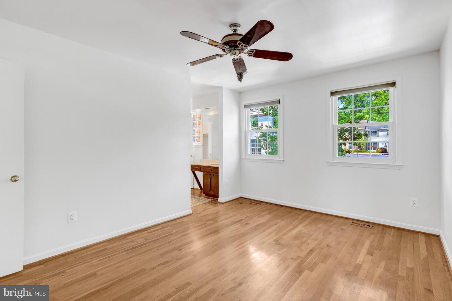 3221 ADAMS CT, FAIRFAX, Virginia 22030, 3 Bedrooms Bedrooms, ,2 BathroomsBathrooms,Residential,For sale,3221 ADAMS CT,VAFC2006540 MLS # VAFC2006540