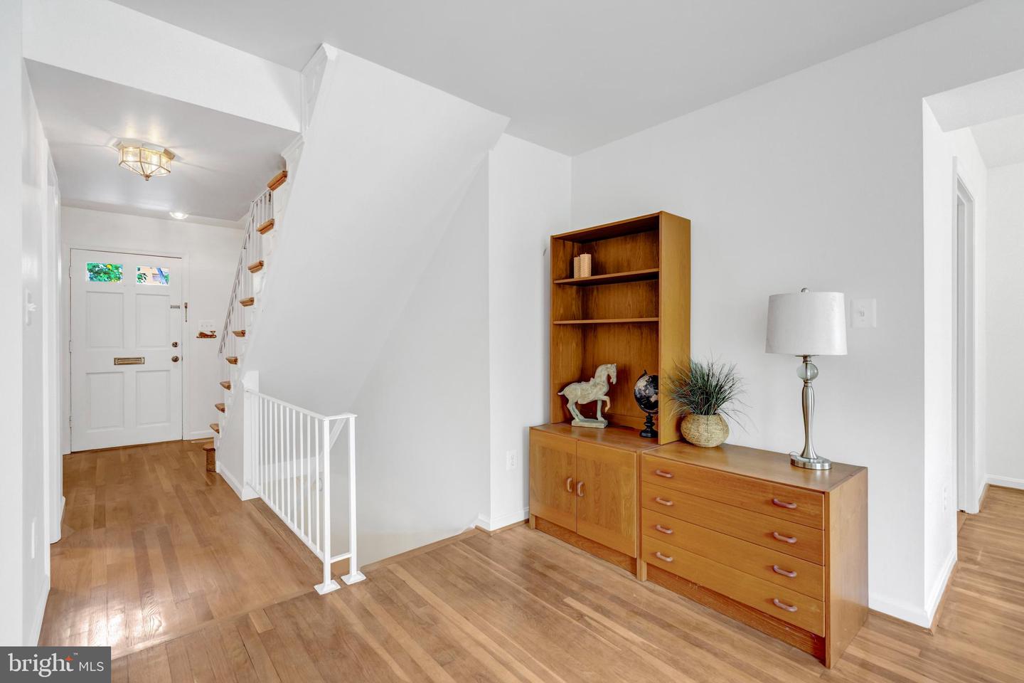3221 ADAMS CT, FAIRFAX, Virginia 22030, 3 Bedrooms Bedrooms, ,2 BathroomsBathrooms,Residential,For sale,3221 ADAMS CT,VAFC2006540 MLS # VAFC2006540