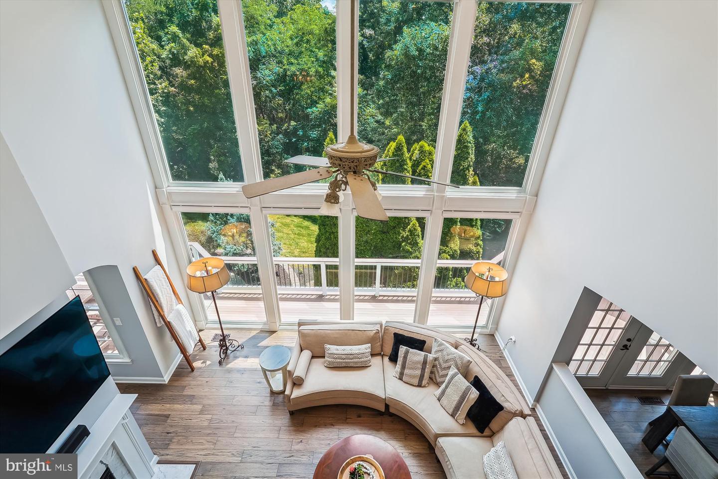 18459 RIM ROCK CIR, LEESBURG, Virginia 20176, 5 Bedrooms Bedrooms, ,4 BathroomsBathrooms,Residential,For sale,18459 RIM ROCK CIR,VALO2100718 MLS # VALO2100718
