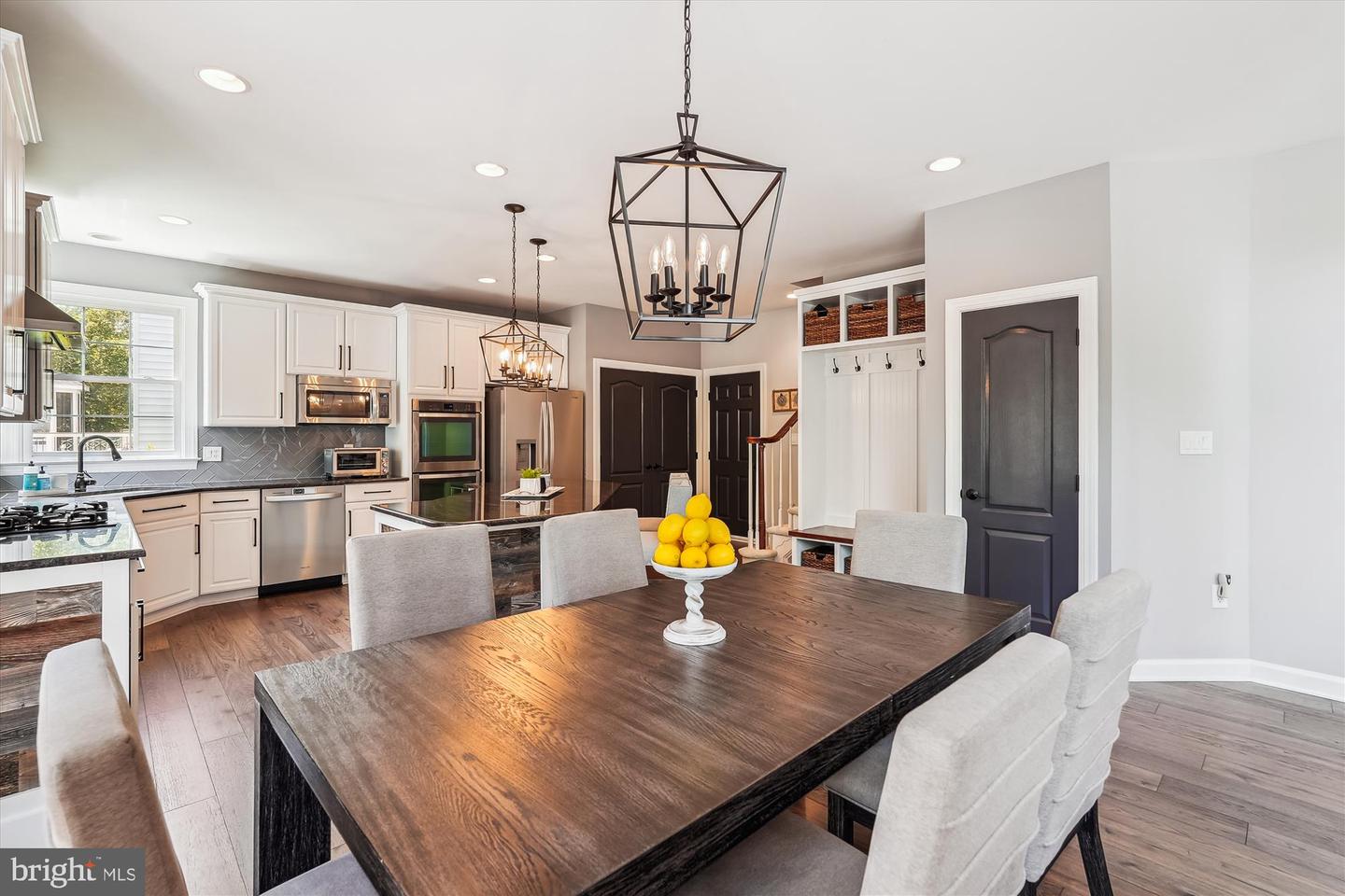 18459 RIM ROCK CIR, LEESBURG, Virginia 20176, 5 Bedrooms Bedrooms, ,4 BathroomsBathrooms,Residential,For sale,18459 RIM ROCK CIR,VALO2100718 MLS # VALO2100718