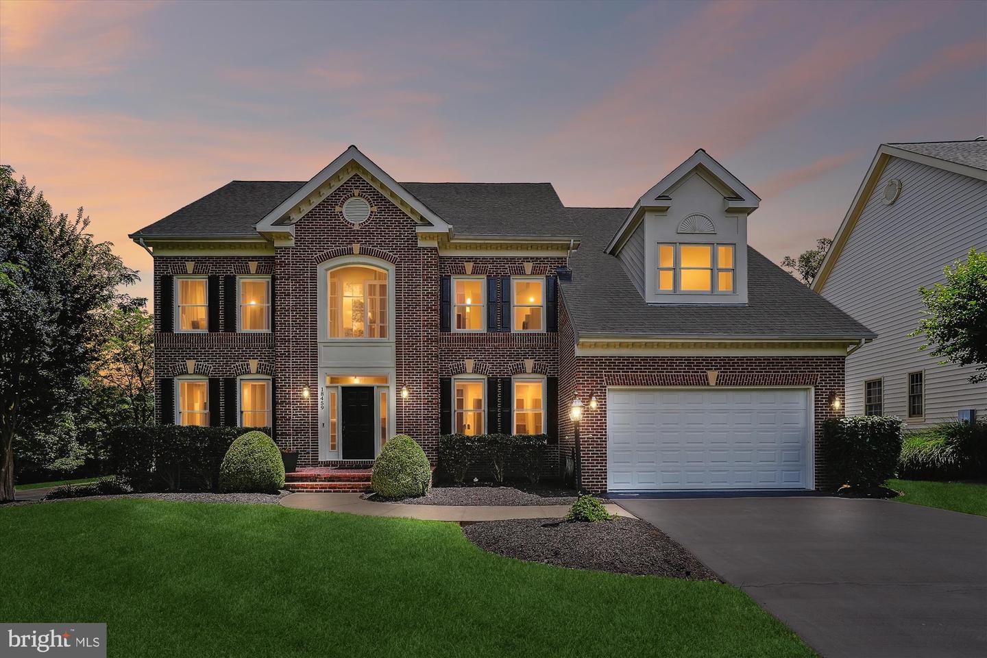 18459 RIM ROCK CIR, LEESBURG, Virginia 20176, 5 Bedrooms Bedrooms, ,4 BathroomsBathrooms,Residential,For sale,18459 RIM ROCK CIR,VALO2100718 MLS # VALO2100718