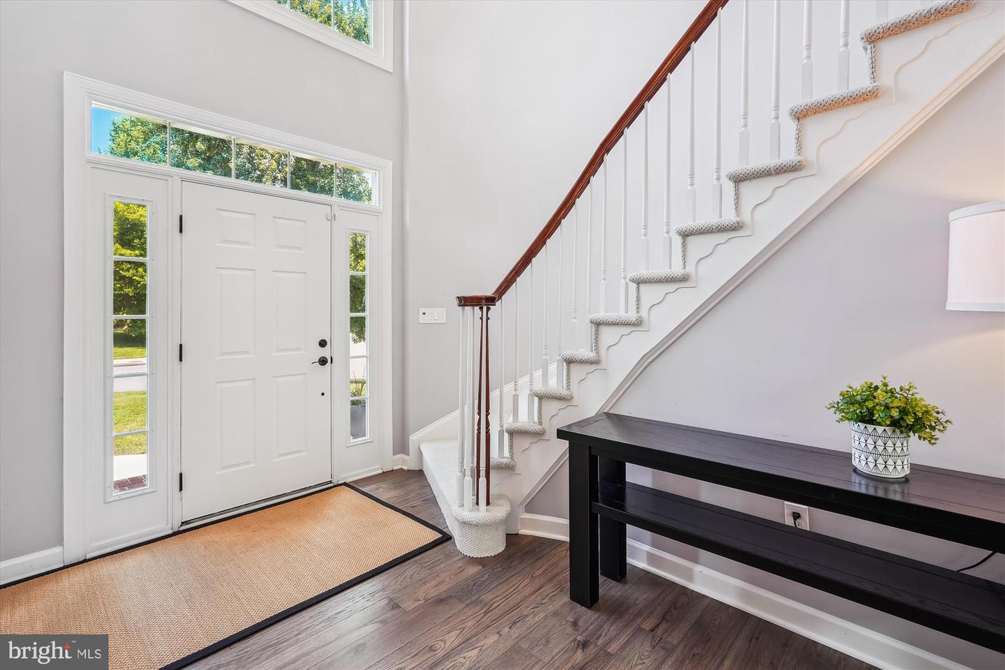 18459 RIM ROCK CIR, LEESBURG, Virginia 20176, 5 Bedrooms Bedrooms, ,4 BathroomsBathrooms,Residential,For sale,18459 RIM ROCK CIR,VALO2100718 MLS # VALO2100718