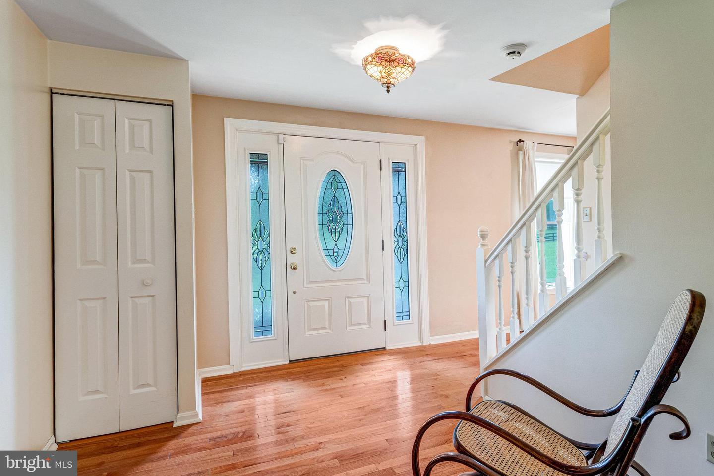 9943 CREST CT, MARSHALL, Virginia 20115, 3 Bedrooms Bedrooms, ,3 BathroomsBathrooms,Residential,For sale,9943 CREST CT,VAFQ2017218 MLS # VAFQ2017218